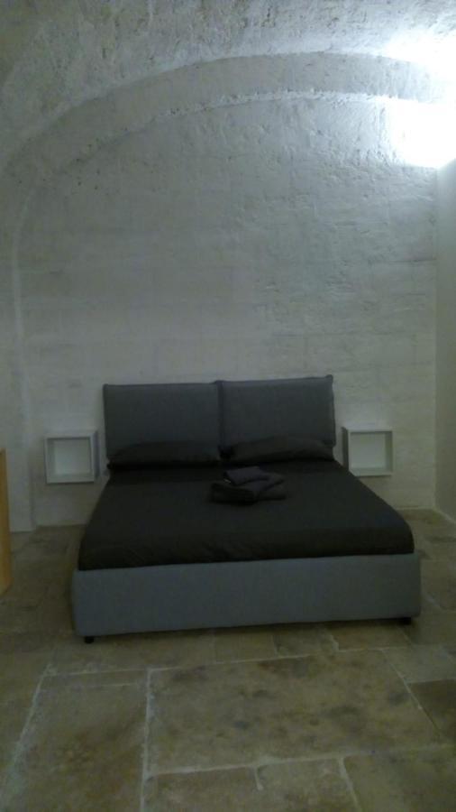 Bari Central Patio Apartment Bagian luar foto